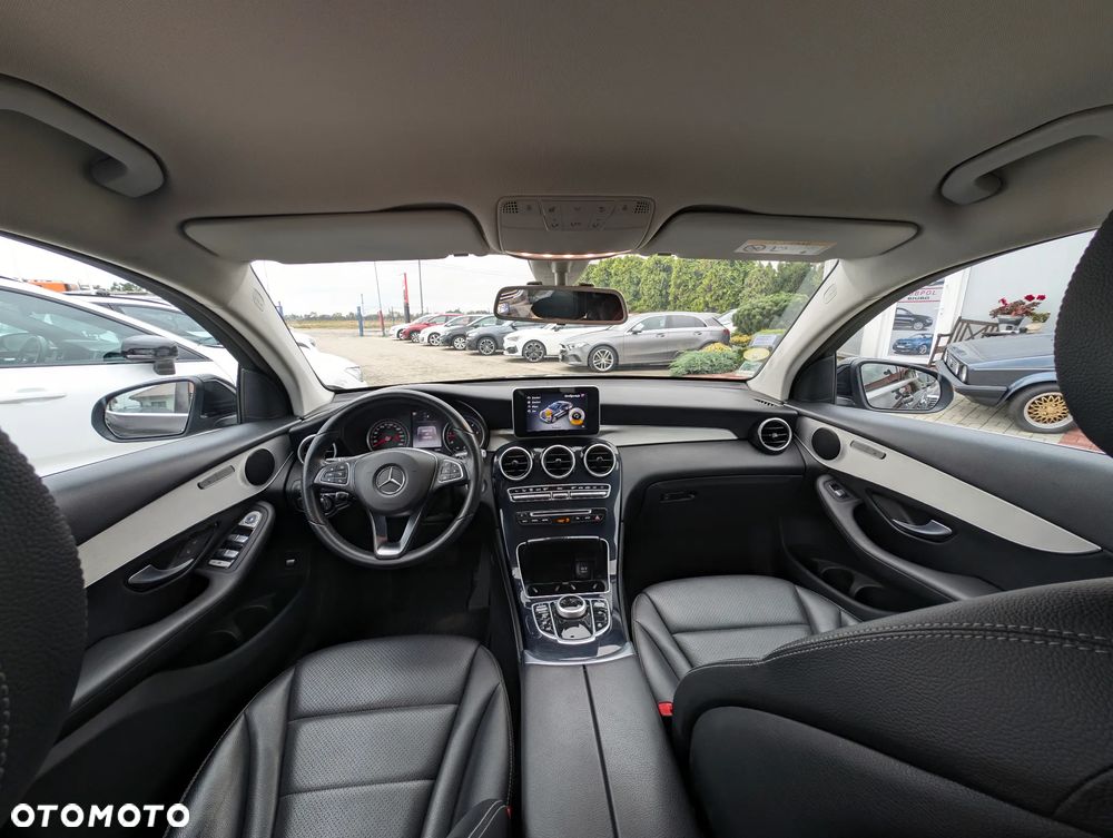 Mercedes-Benz GLC 220 d Coupe 4Matic 9G-TRONIC AMG Line - 30