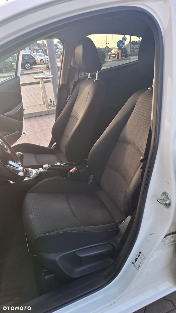 Mazda 2 1.5 Skyenergy - 8