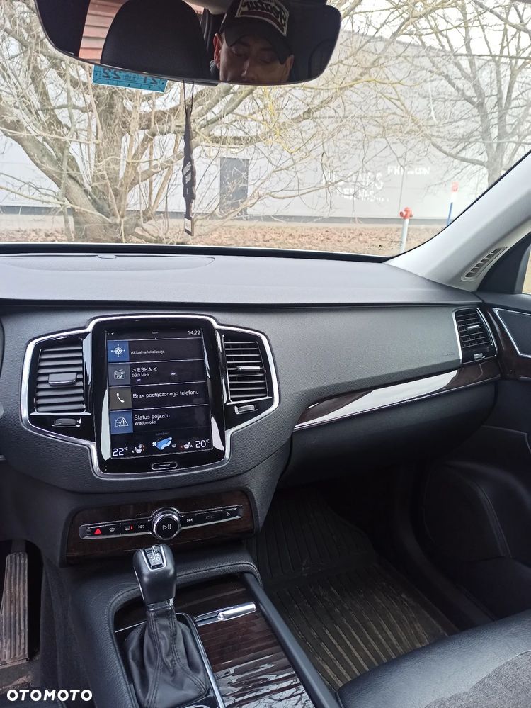 Volvo XC 90 T6 AWD Momentum 7os - 28