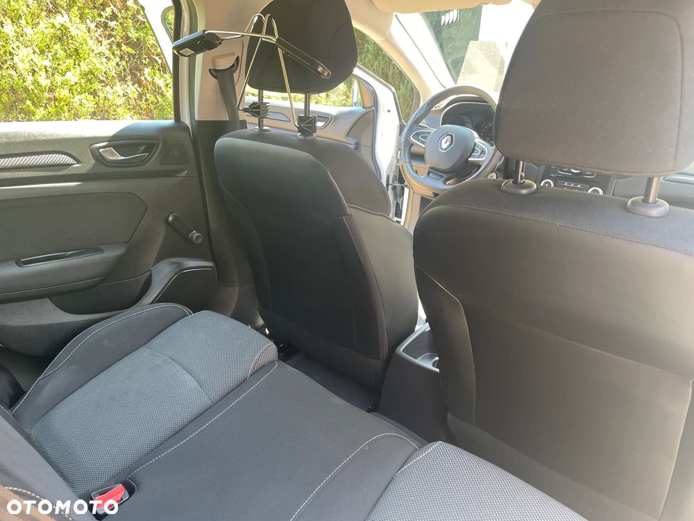 Renault Megane 1.6 SCe Life - 13