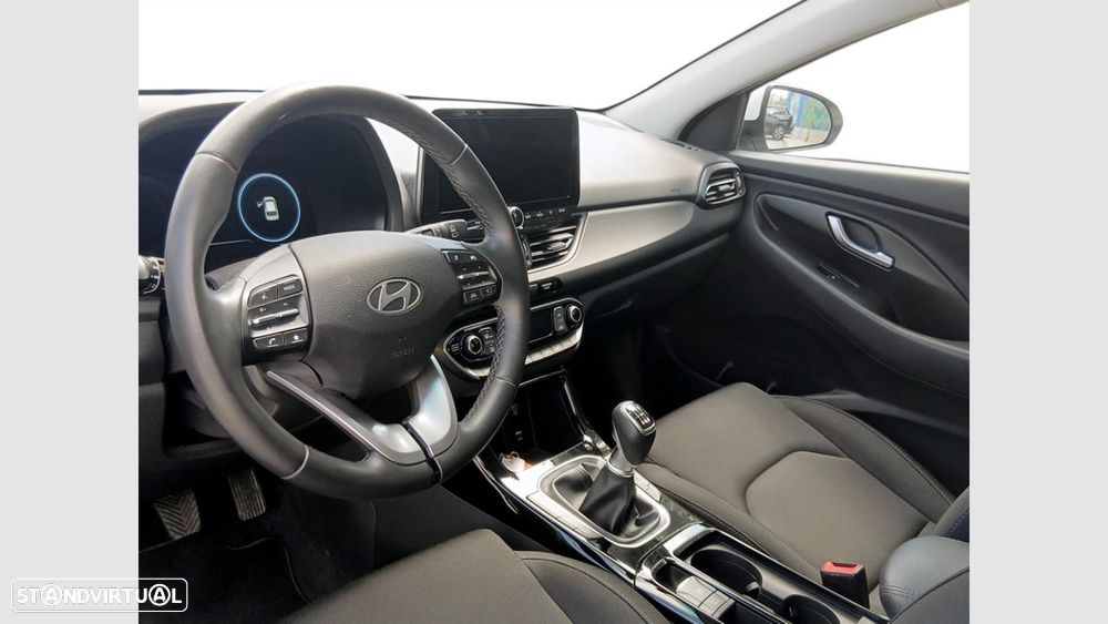 Hyundai i30 1.0 T-GDI Style Plus — fotografia 13