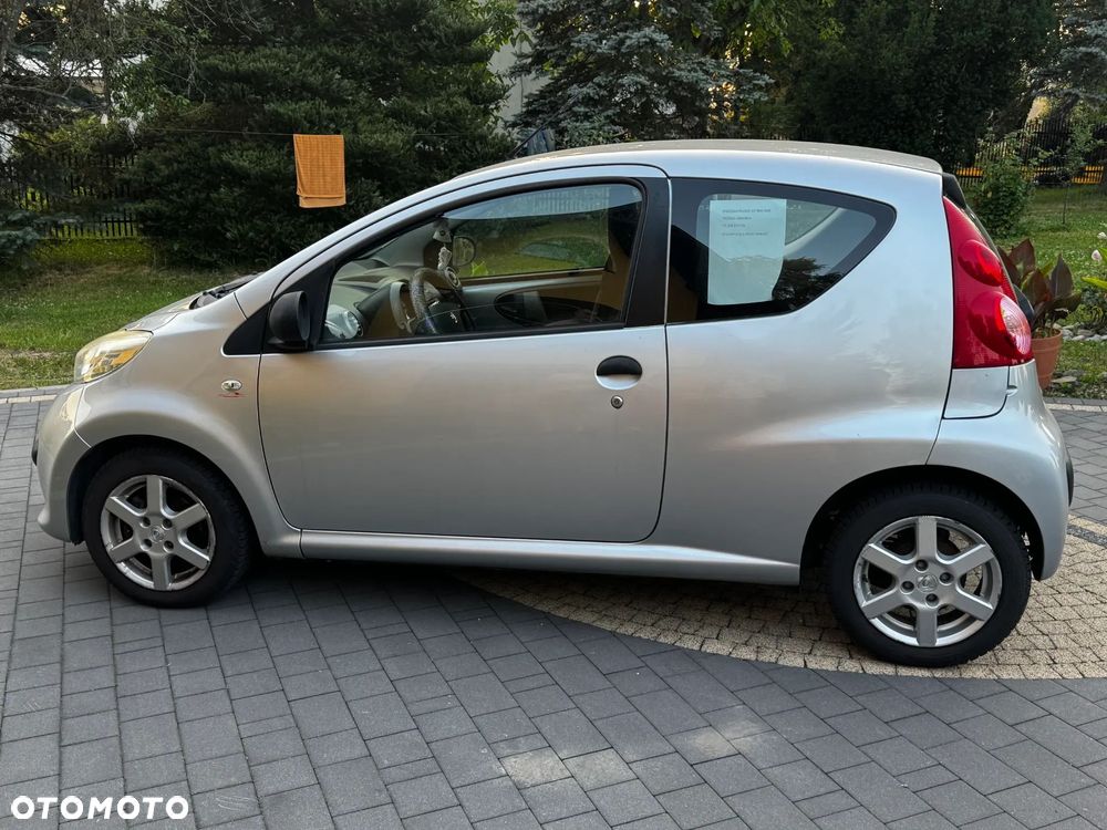Peugeot 107 - 1