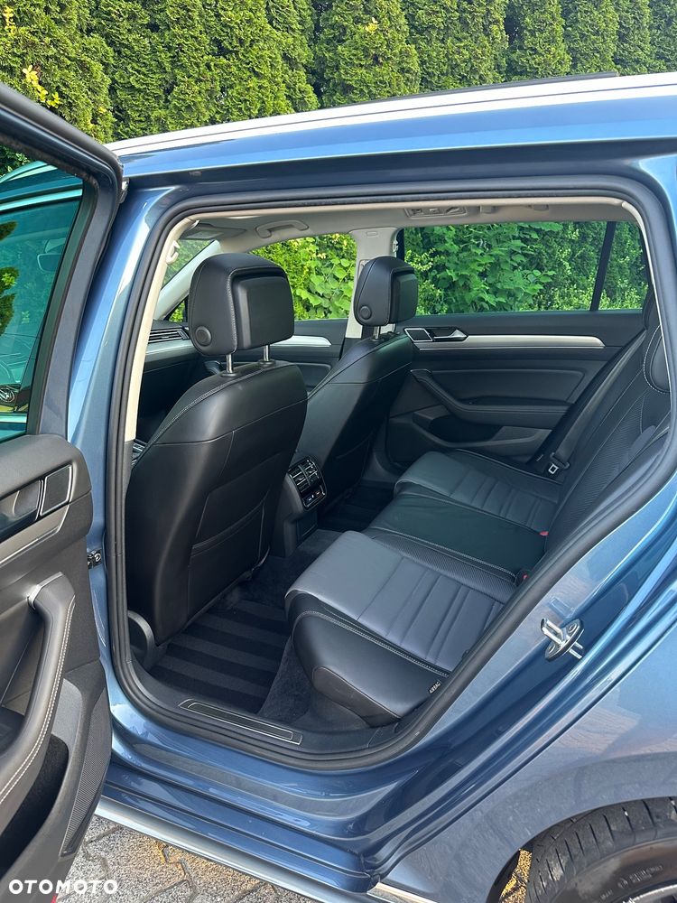 Volkswagen Passat 2.0 TDI SCR 4Mot DSG Highline - 13