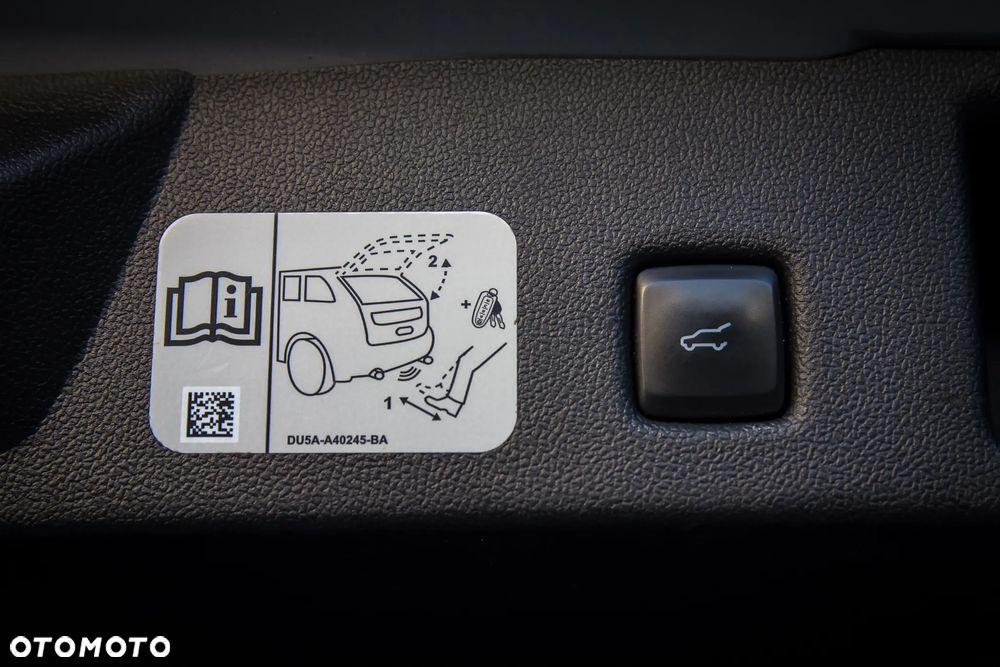 Ford Kuga 2.0 EcoBlue mHEV FWD ST-Line - 35