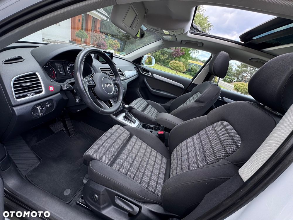 Audi Q3 2.0 TFSI Quattro S tronic sport - 30