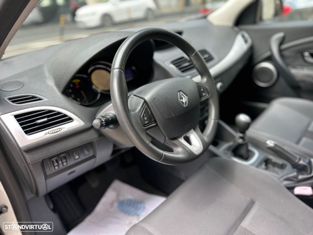 Renault Mégane 1.5 dCi Dynamique - 25