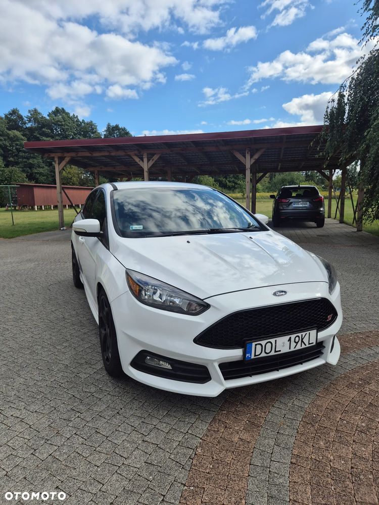 Ford Focus 2.0 EcoBoost ST - 3