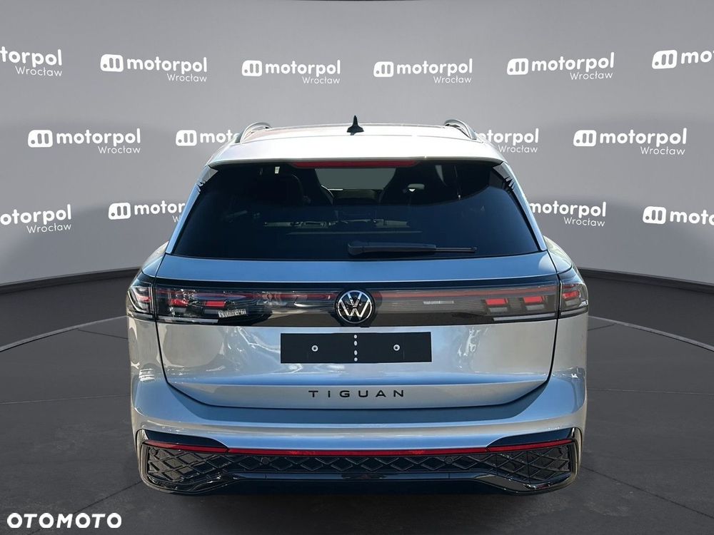 Volkswagen Tiguan - 8