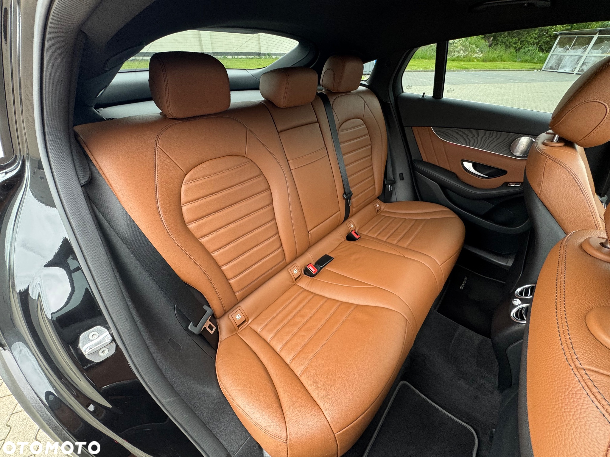 Mercedes-Benz GLC 220 d 4Matic 9G-TRONIC AMG Line - 23