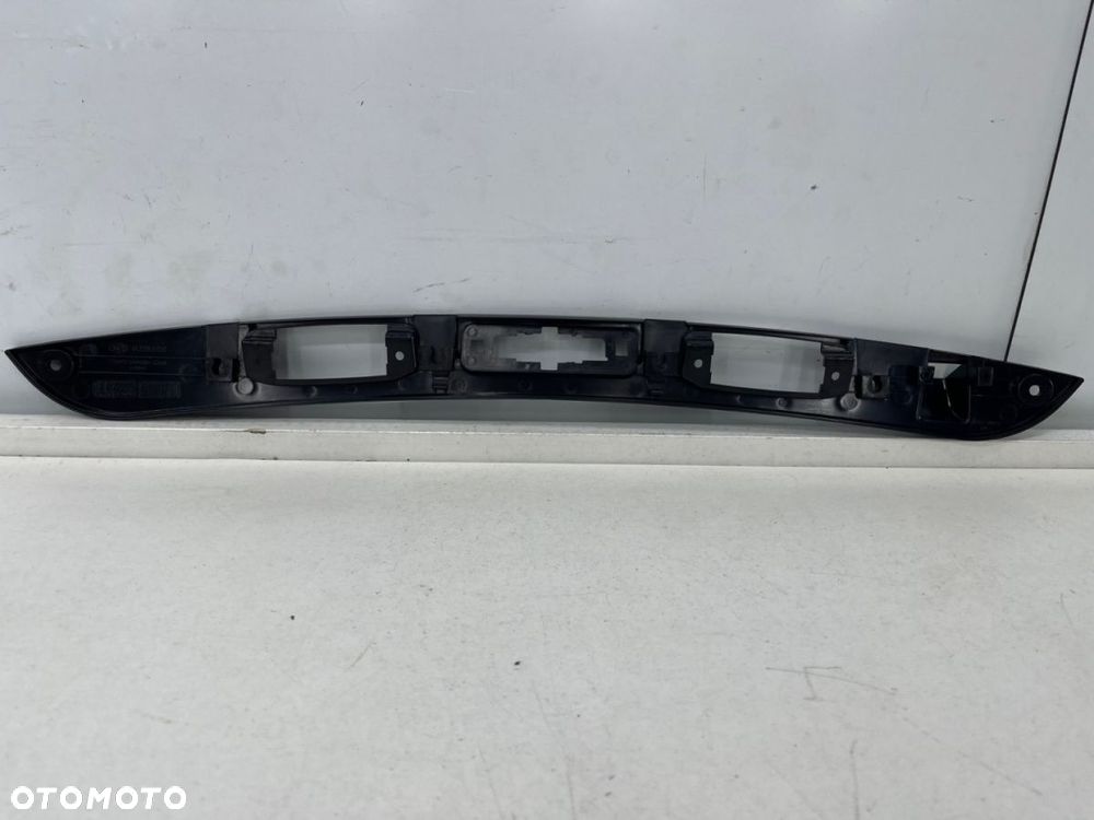 Listwa Kia Sportage 3 III 10-15r. blenda nakładka klapy bagażnika na kamerę 87311-3w010 - 5