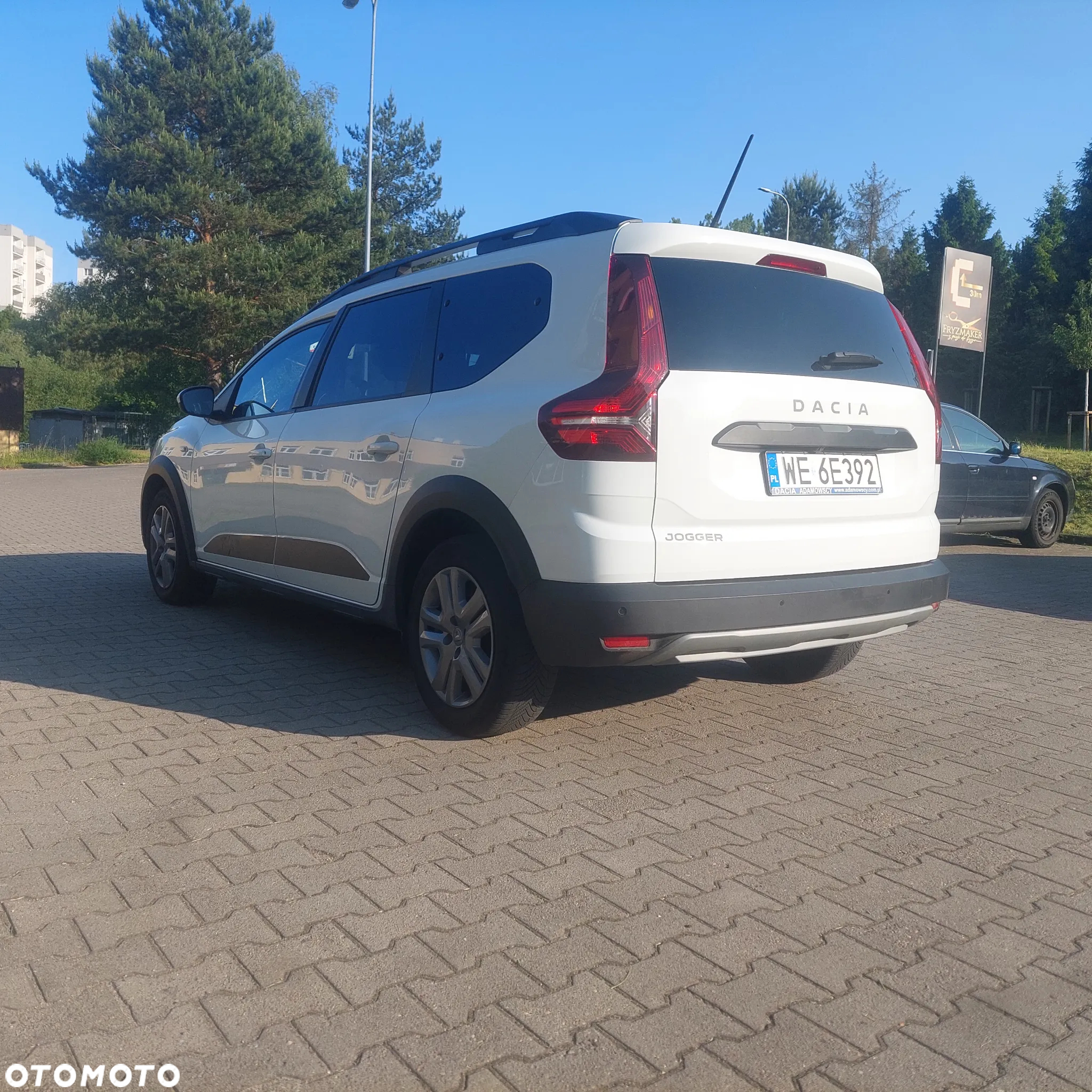 Dacia Jogger 1.0 TCe Comfort 7os - 10