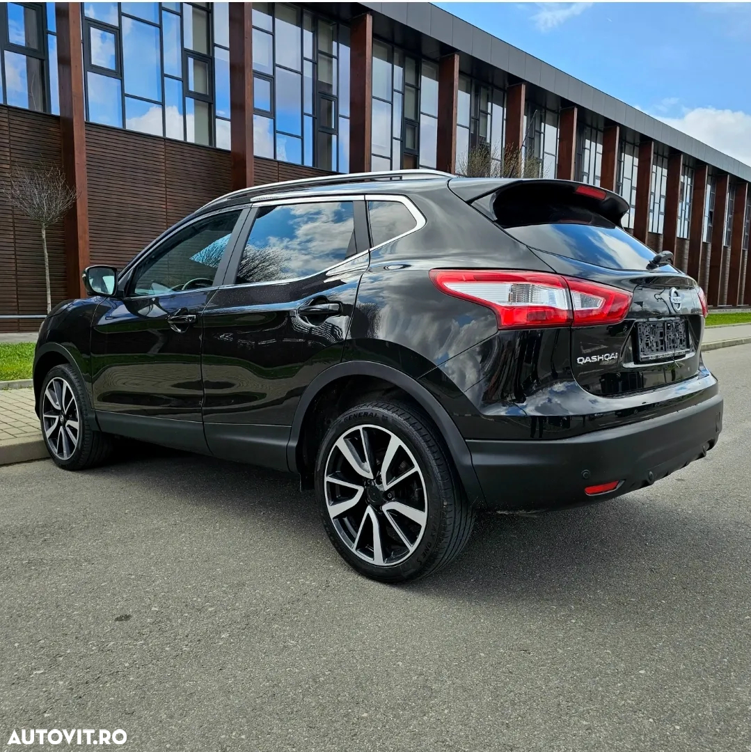 Nissan Qashqai 1.6 DCI ALL-MODE 4x4i TEKNA+ - 6