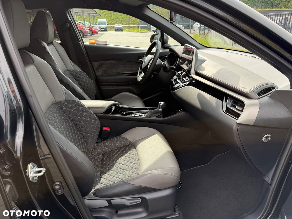 Toyota C-HR 1.8 Hybrid Executive - 28