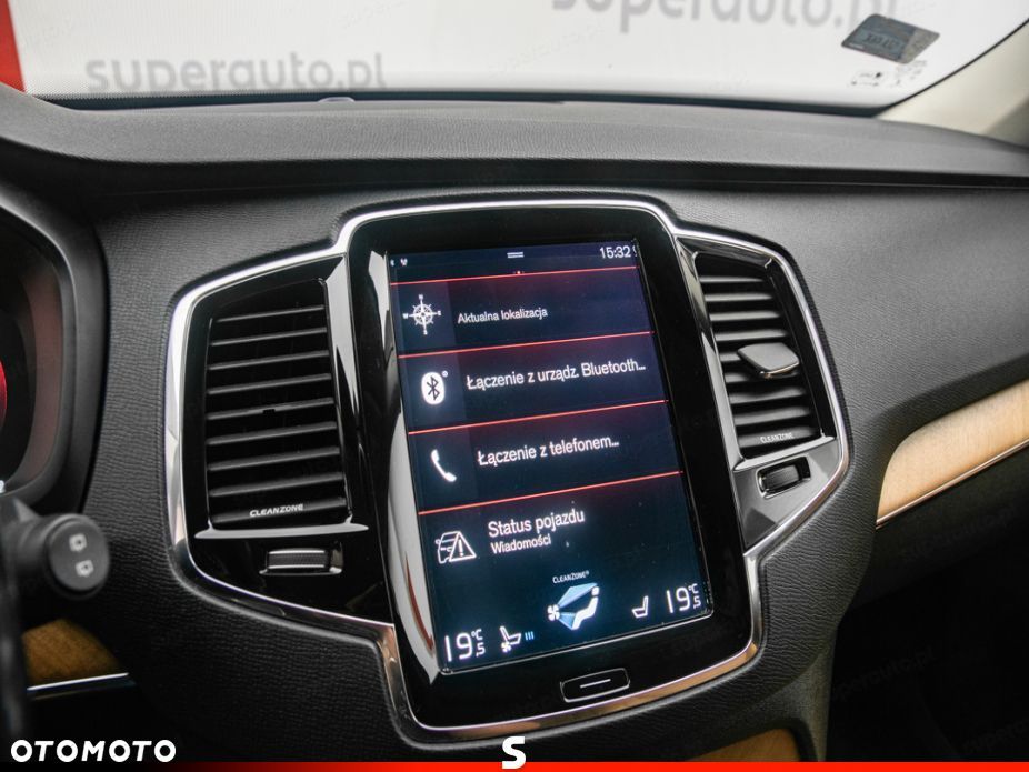 Volvo XC 90 - 22