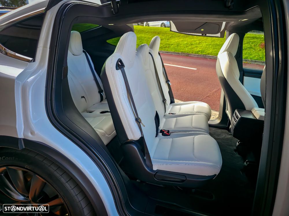 Tesla Model X Performance - 20