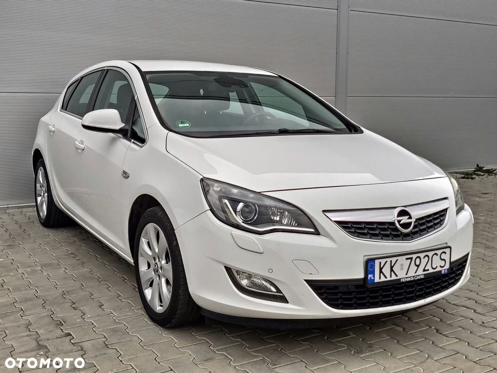 Opel Astra 1.4 Turbo Cosmo - 3