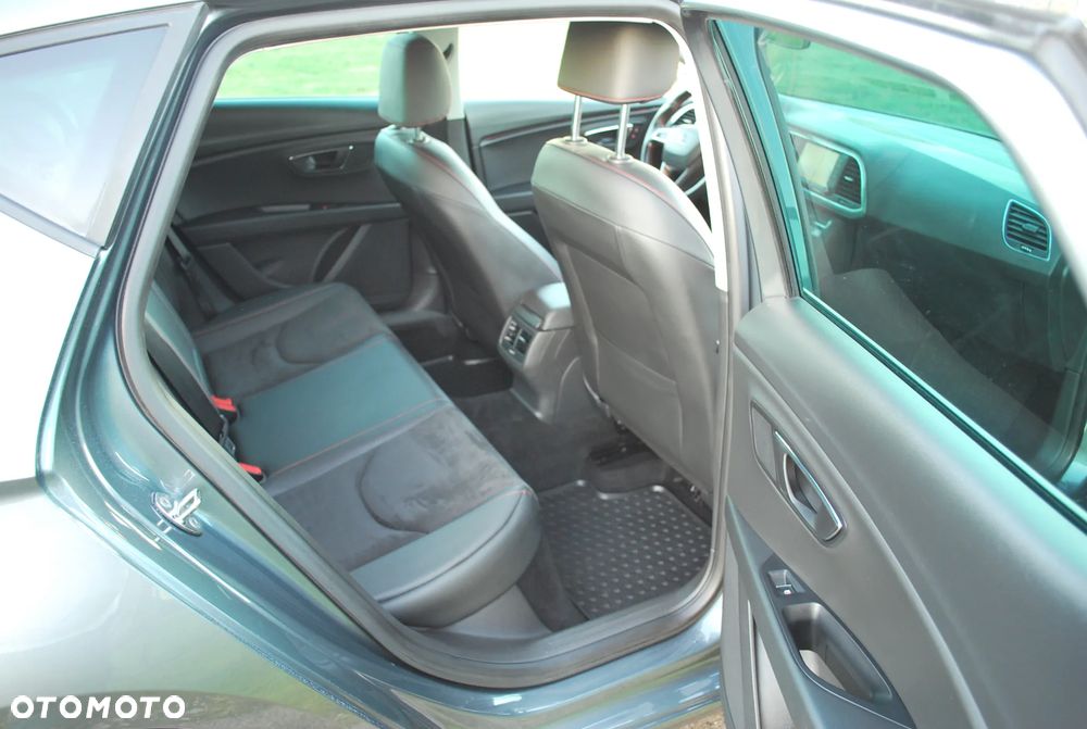 Seat Leon 2.0 TDI DPF FR Black Matt Edition - 30