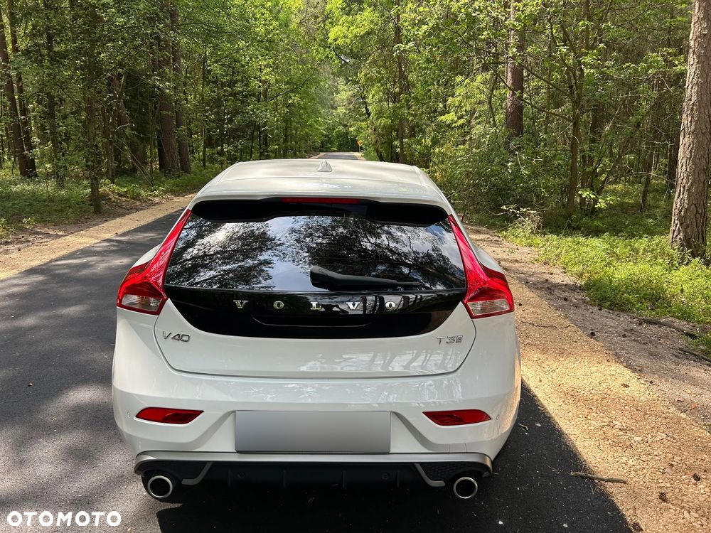 Volvo V40 T3 Drive-E R-Design Momentum - 10