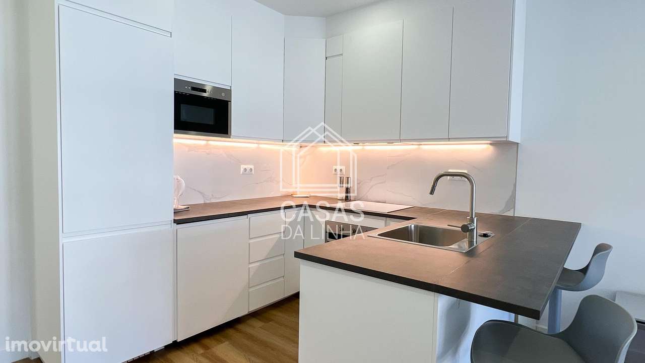 T2 mobilado no Monte Estoril - Grande imagem: 4/22