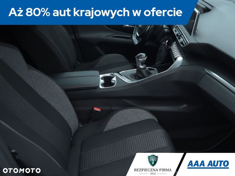 Peugeot 3008 - 11