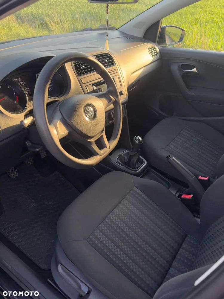 Volkswagen Polo - 7