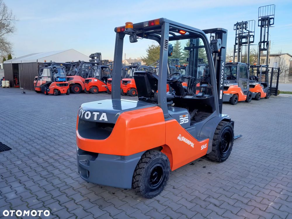 Toyota 52-8FDJF35 - 3