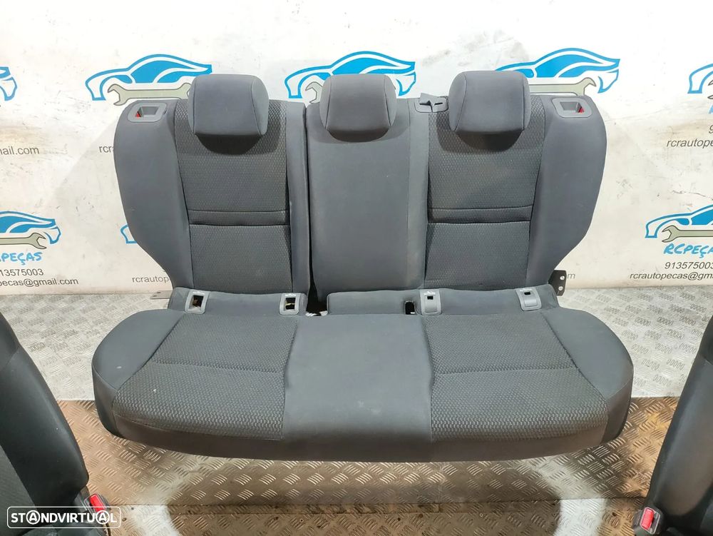 - Conjunto bancos Tecido Nissan Qashqai J11 - 11