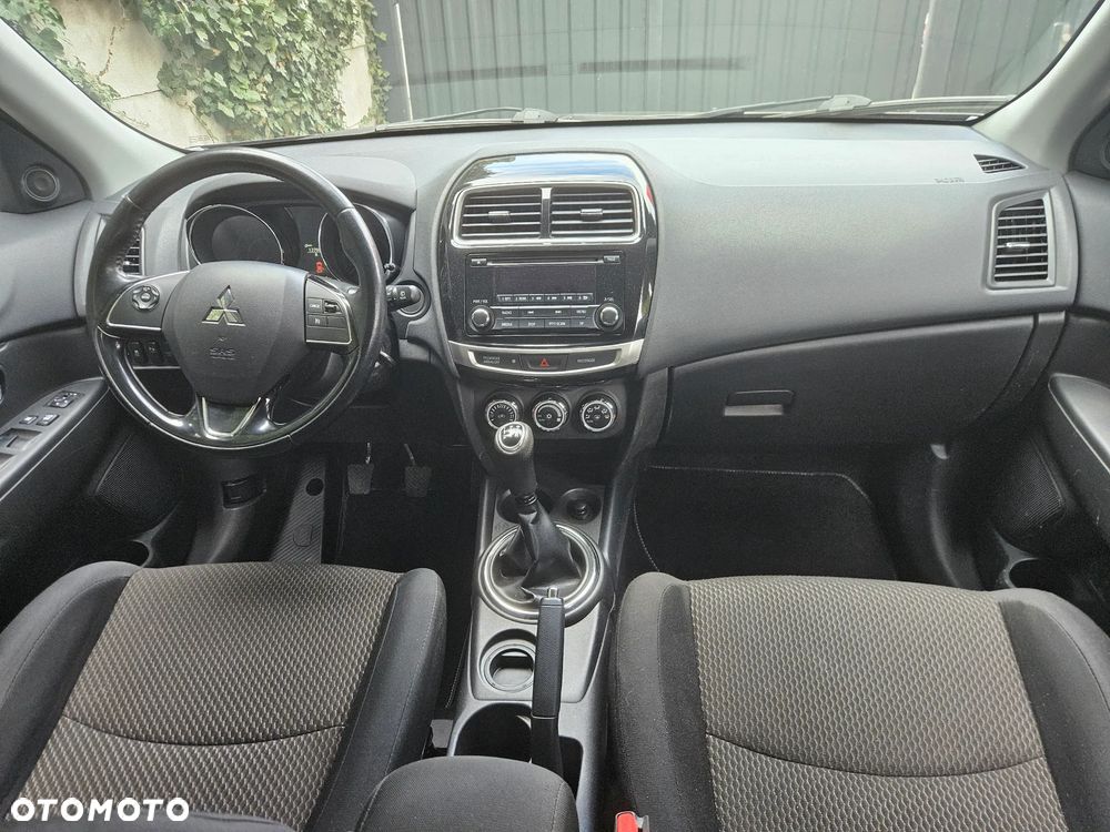 Mitsubishi ASX - 14