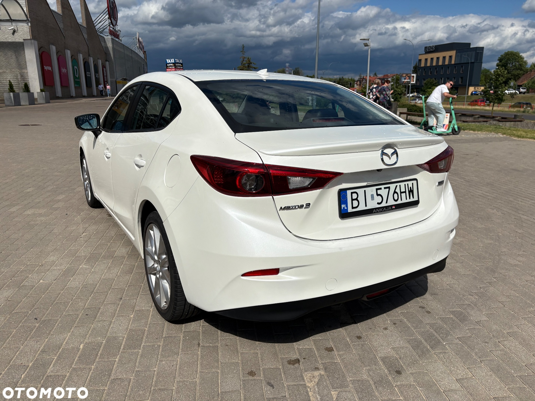 Mazda 3 - 9