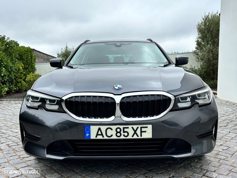 BMW 330 - 4