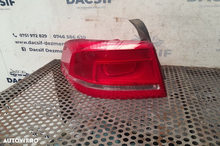 Lampa / Tripla stop stanga pe aripa 3AE945095F Volkswagen VW Passat B - 2
