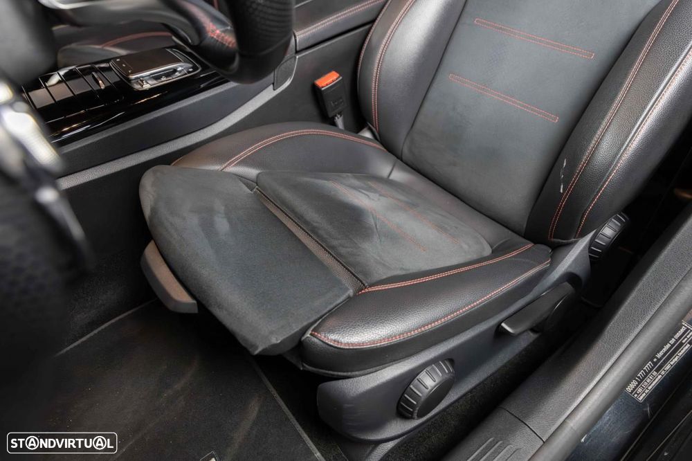 Mercedes-Benz CLA 180 - 51