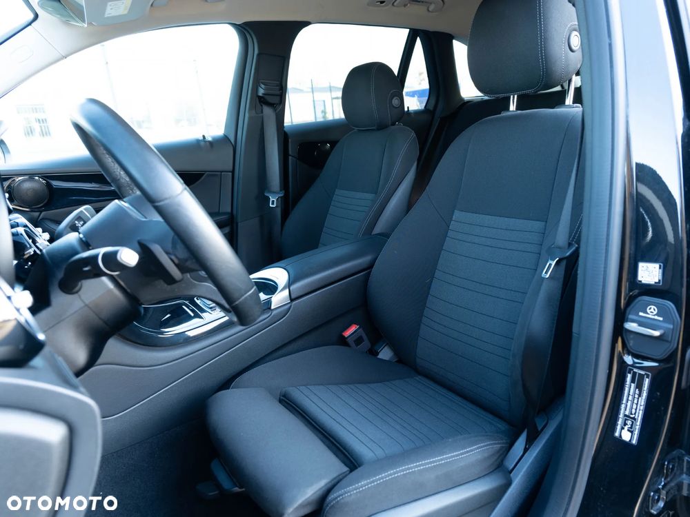 Mercedes-Benz GLC 200 d 4-Matic Business Edition - 18