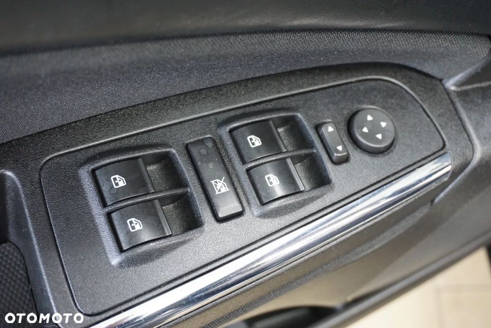 Lancia Delta 1.4 T-Jet Silver - 26