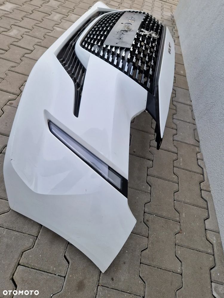Zderzak Peugeot 208 II  model 2019 - - 11