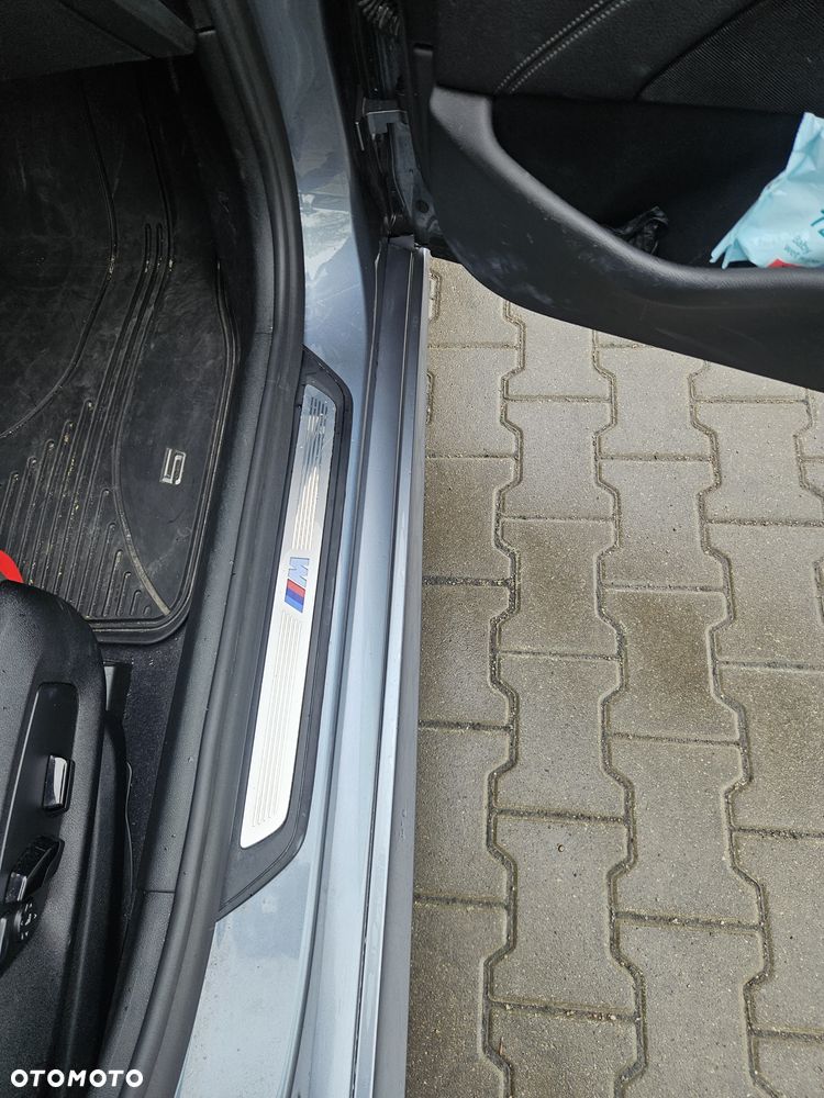 BMW Seria 5 520d xDrive - 18