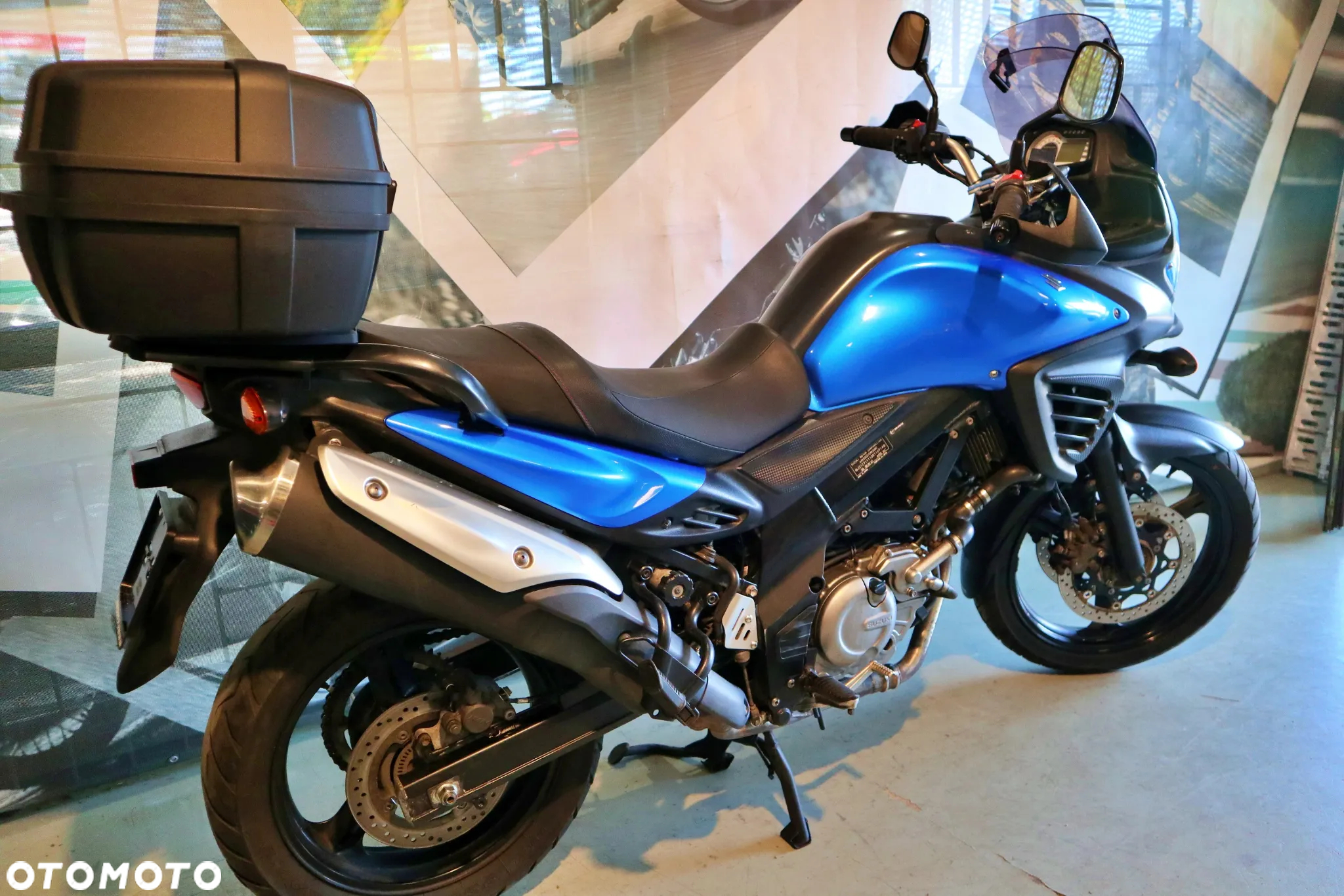Suzuki DL - 4