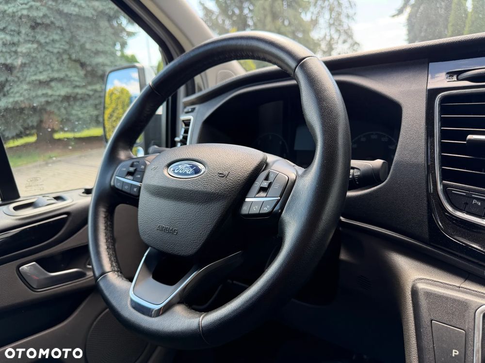 Ford Transit Custom 300 L1H1 Limited (bryg.) - 17