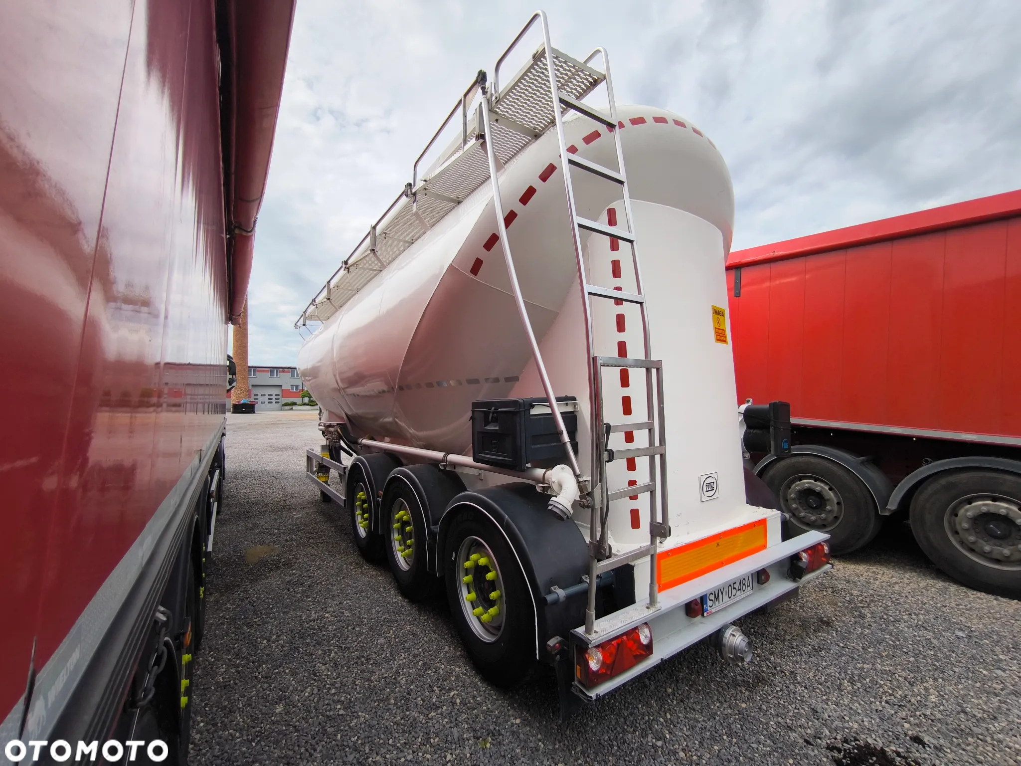 Feldbinder CEMENTO NACZEPA **WYNAJEM** ZVVZ 40m3 - 6