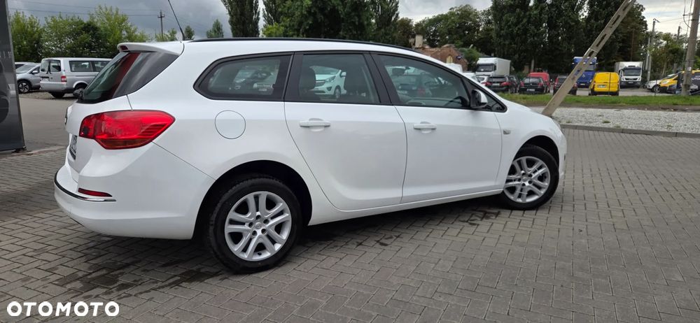 Opel Astra 1.6 Color Edition - 18
