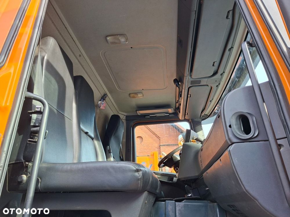 Scania G 370 4X4 - 26