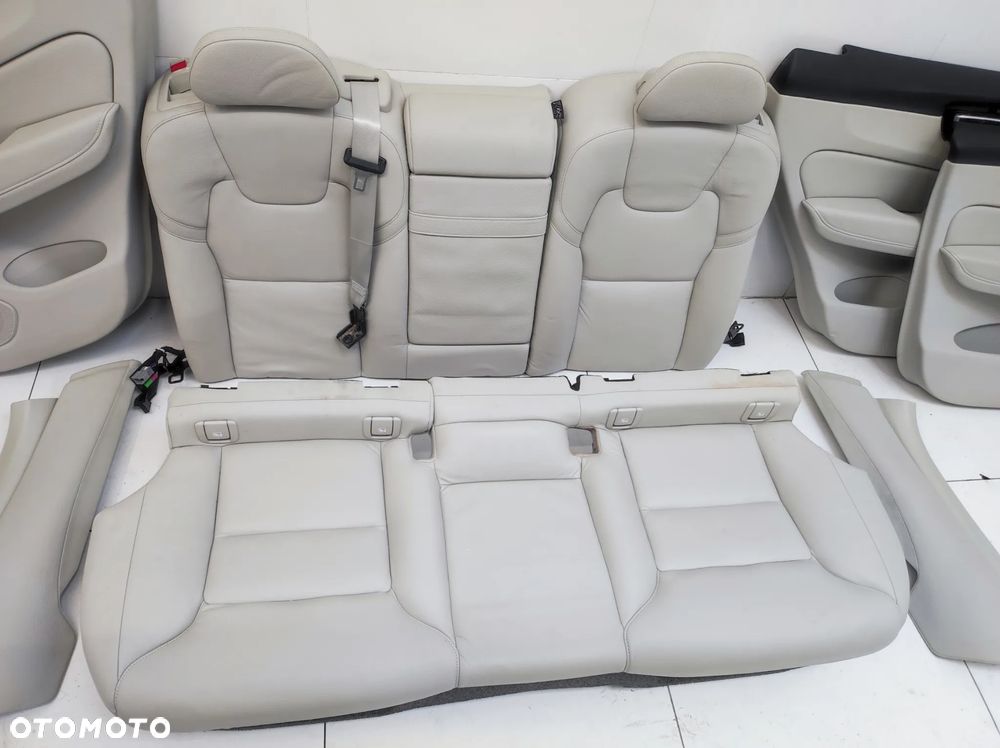 WNĘTRZE FOTELE KANAPA BOCZKI TAPICERKA EU VOLVO XC60 II 2 - 10