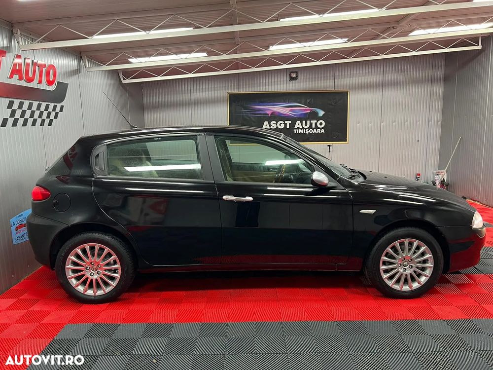 Alfa Romeo 147 - 21