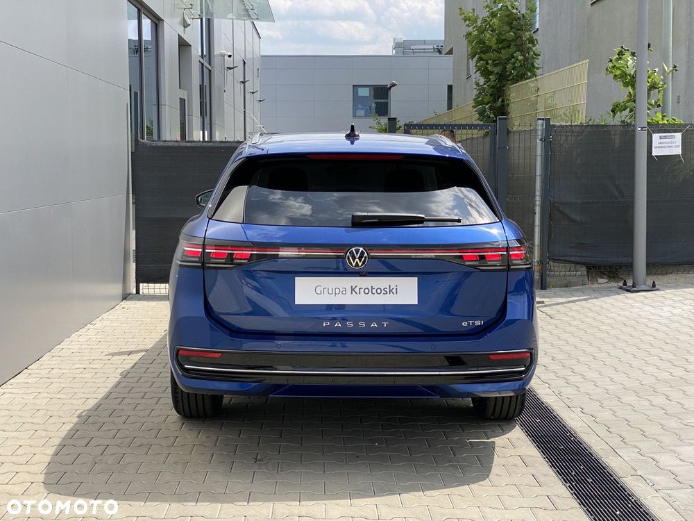 Volkswagen Passat Variant 1.5 TSI ACT mHEV Elegance DSG - 9