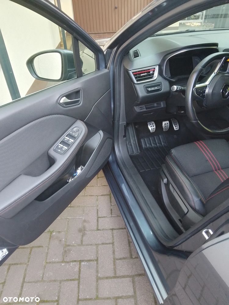 Renault Clio BLUE dCi 115 BUSINESS EDITION - 26
