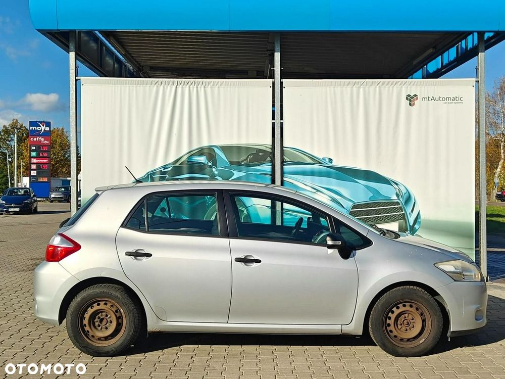 Toyota Auris - 6