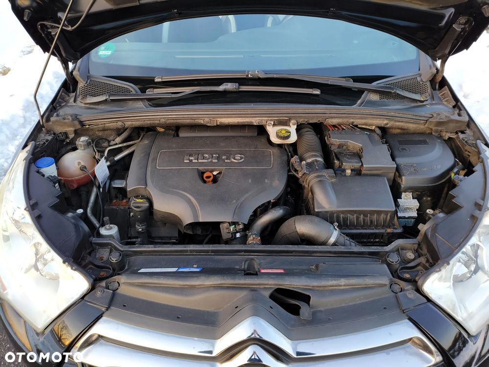 Citroën DS4 HDi 165 SoChic - 37