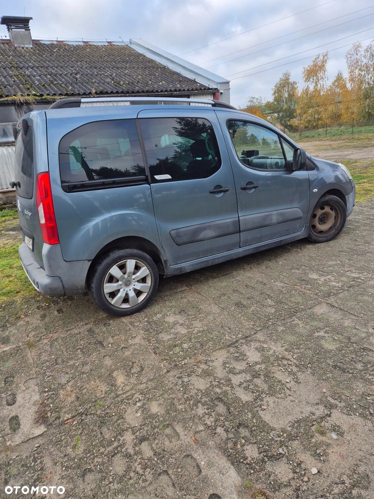 Citroen Berlingo 2010 photo 2