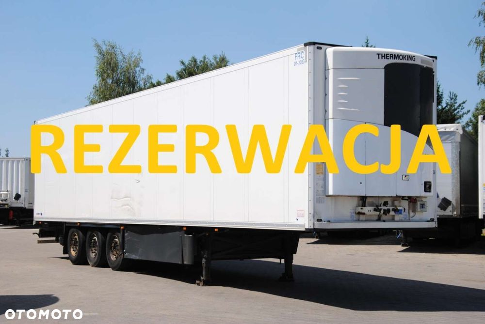 Schmitz Cargobull SKO, Doppelstock, Thermo King