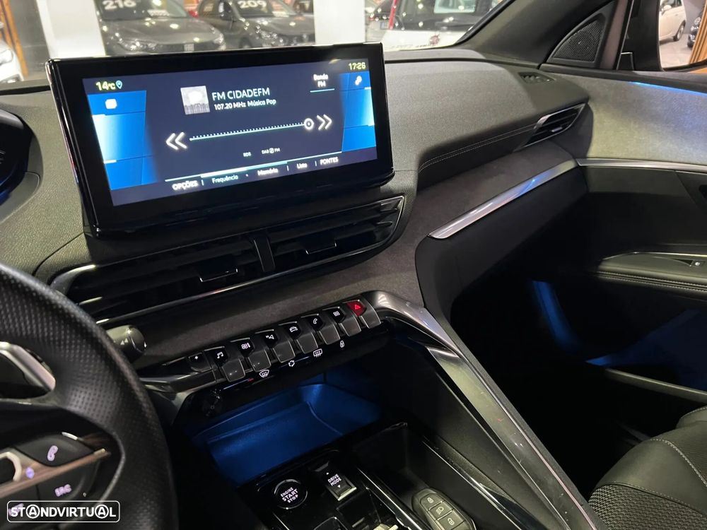 Peugeot 3008 1.6 Hybrid GT Pack e-EAT8 - 26
